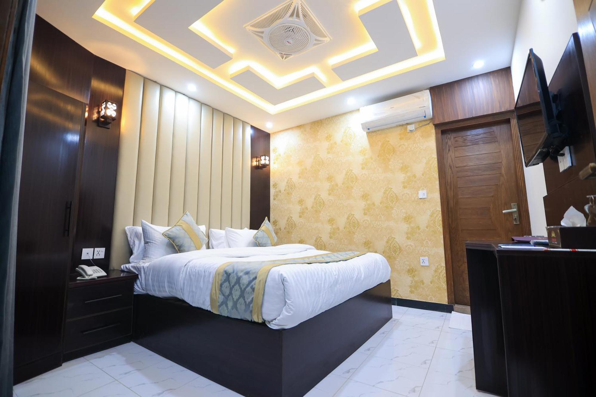 Galaxy Inn Hotel & Appartments 伊斯兰堡 外观 照片