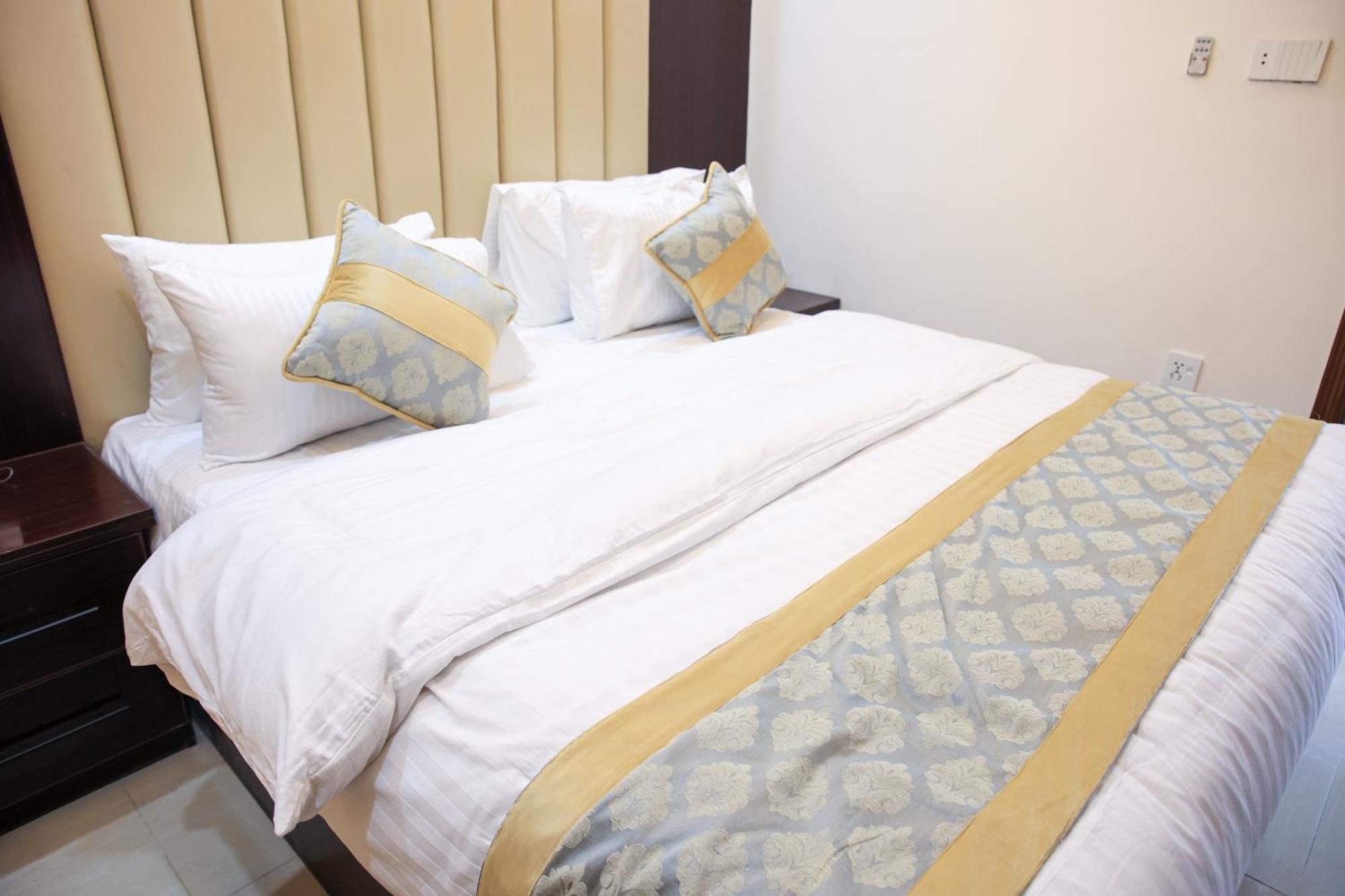 Galaxy Inn Hotel & Appartments 伊斯兰堡 外观 照片